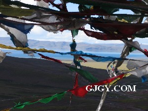 Namtso from the 5,190 m Largen La pass
