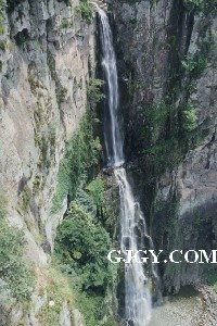 The Qianzhangyan waterfall, Mount Xuedou